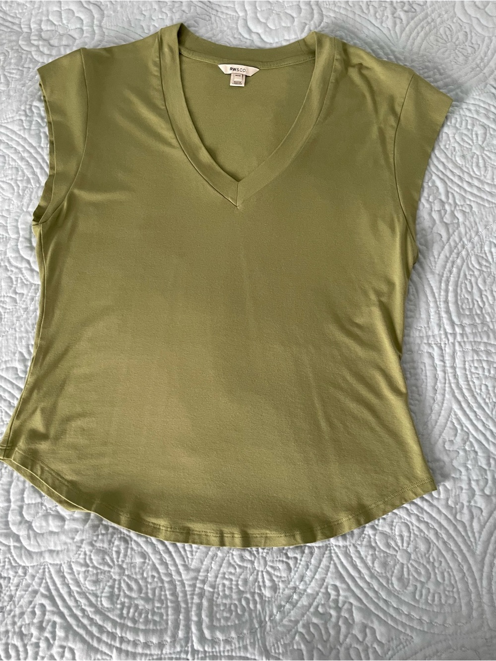 RW&CO. Olive Green V-Neck Short Sleeve Tee